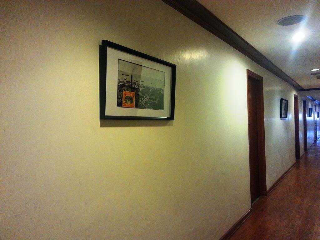 โรงแรมซันเบย์ ซันดากัน ภายนอก รูปภาพ