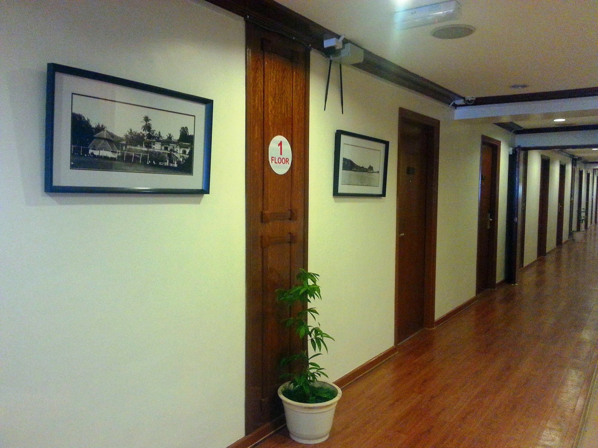 โรงแรมซันเบย์ ซันดากัน ภายนอก รูปภาพ